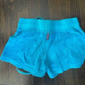 Hard tail shorts (2 pairs)